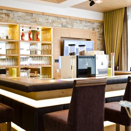 Hotel Garni Arosa Ischgl Exteriör bild
