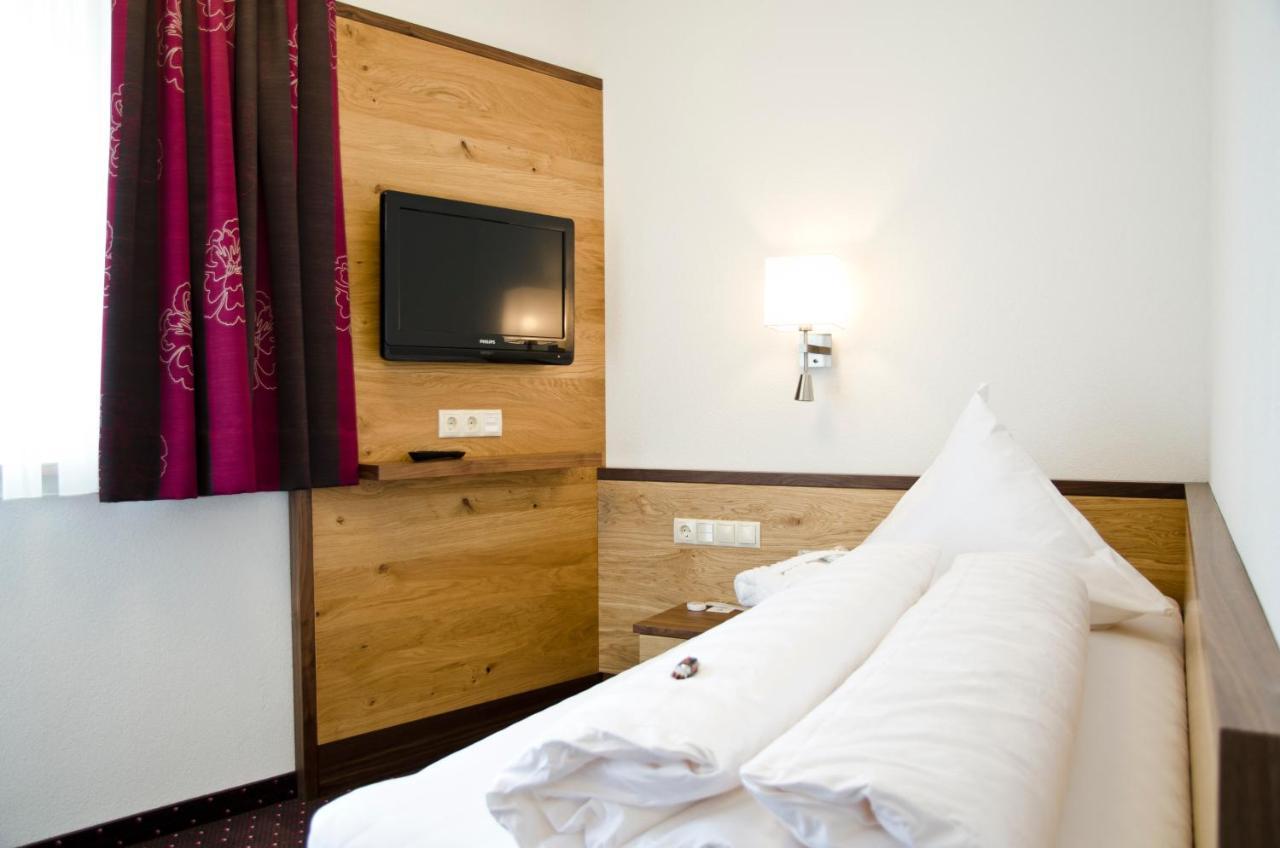 Hotel Garni Arosa Ischgl Exteriör bild