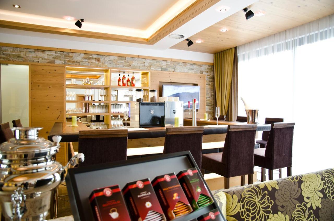 Hotel Garni Arosa Ischgl Exteriör bild